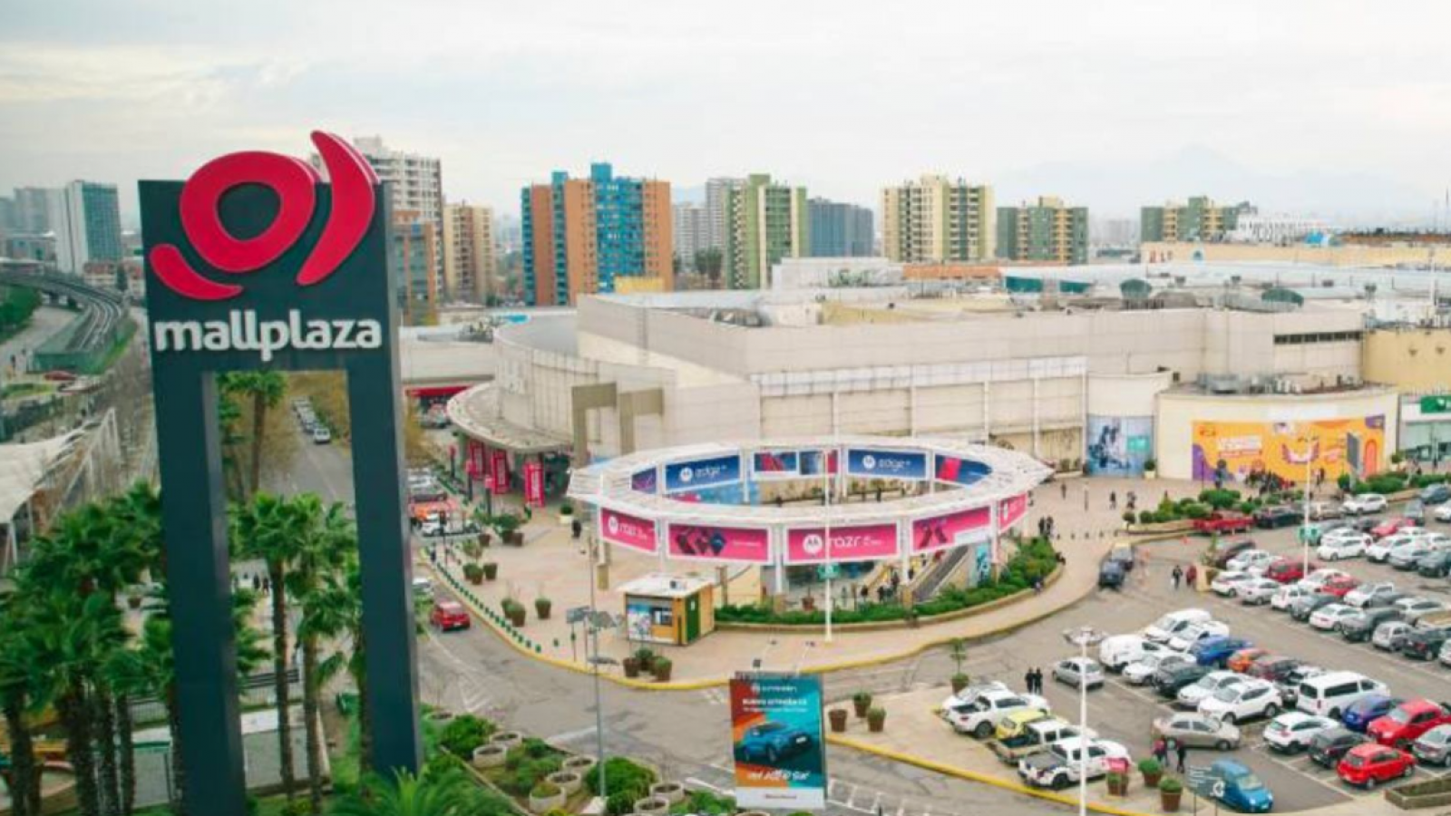 Mall Plaza niega "uso excesivo de fuerza" tras muerte de hombre golpeado por guardias