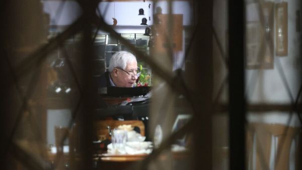 <p>Exmagistrado Claudio Pavez. Foto Aton</p>Exjuez por turbazo:“Si hubiera tenido un arma, tendríamos tres o cuatro muertos”
