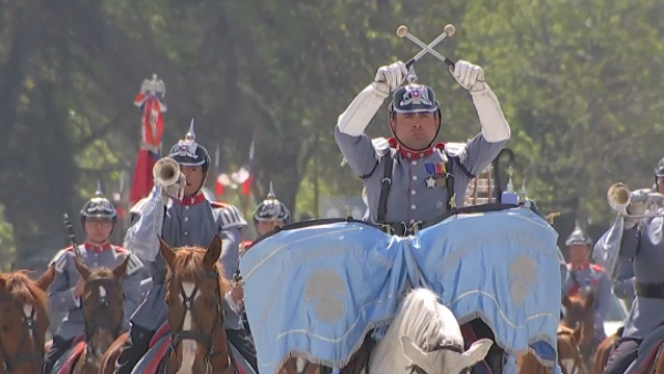Al son de timbales se marcó el fin de la Parada Militar 2025
