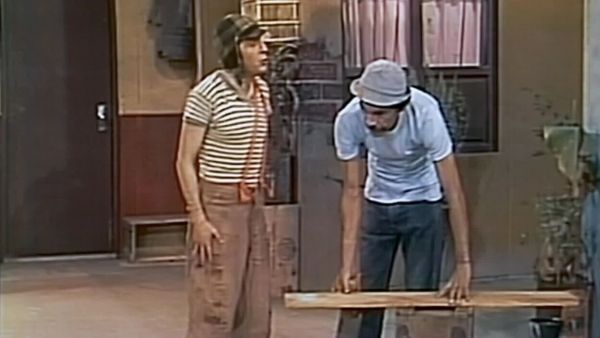 El Chavo del 8: Intento de robo, Los Caquitos, La Carpintería
