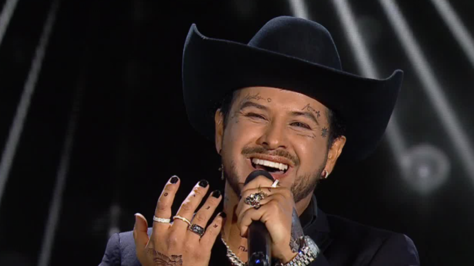 Christian Nodal: lo mejor del astro del regional mexicano
