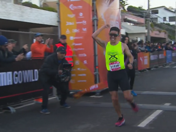 Omar Ceballo, ganador 10K del Puma Maratón de Viña del Mar 2025