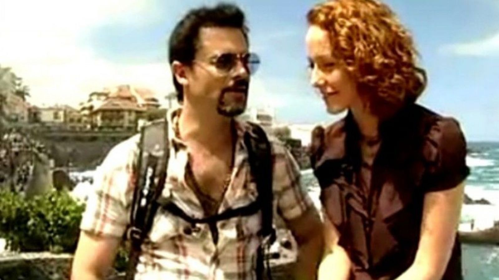 Felipe Camiroaga junto a su hermana, Paola Bontempi