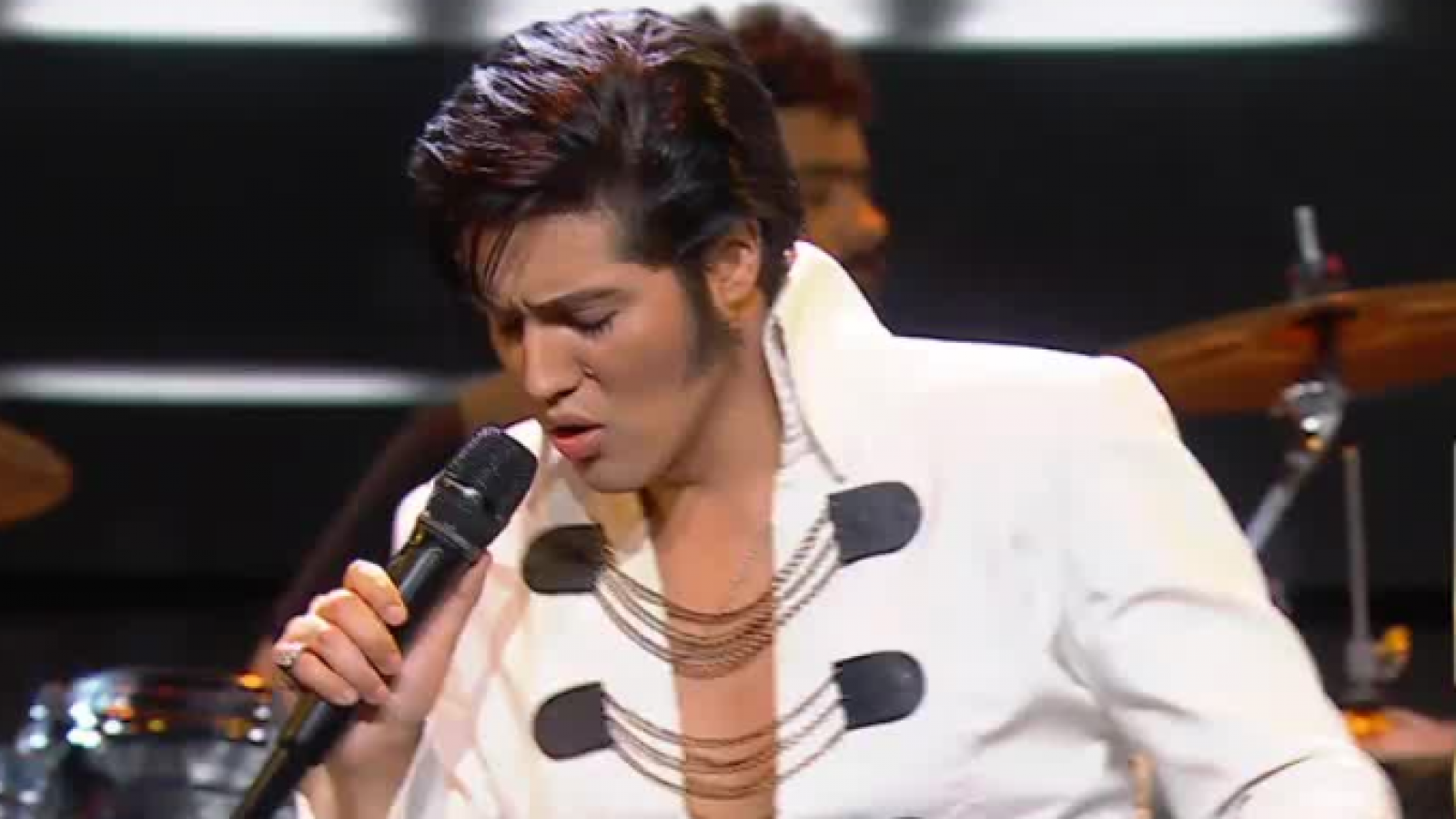 La sensualidad del rey: lo mejor de Elvis Presley en Mi Nombre Es
