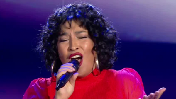 "I wanna dance with somebody": Whitney Houston nos trae este himno pop
