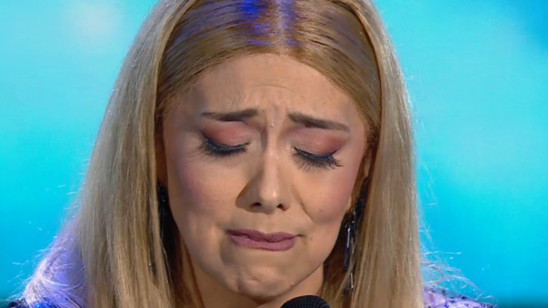 <p>Liliana Catalán interpretando a Adele. </p>La emotiva presentación de Adele en "Mi Nombre Es 2"
