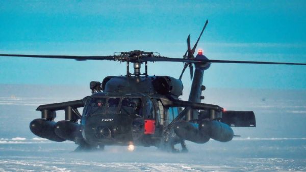FACh confirma desaparición de helicóptero en Campos de Hielo Sur
