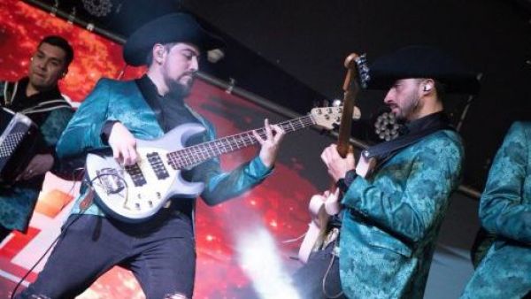 Arremacho regresa a la escena musical con el lanzamiento de dos singles

