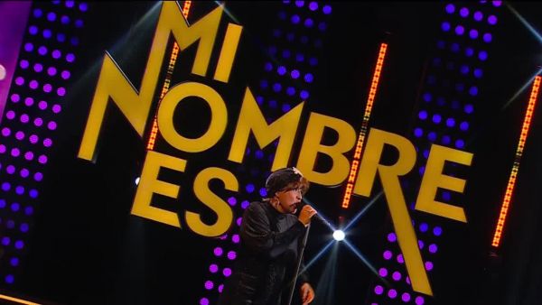Un himno del romanticismo: Whitney Houston conquista con cover de Journey
