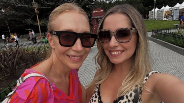 Hija de Karen Doggenweiler sorprende tras la confirmación de su romance con un reconocido periodista argentino

