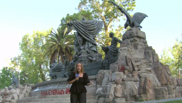 "¡Me da una rabia!": Repudio total a vandalización de Fuente Alemana tras restauración
