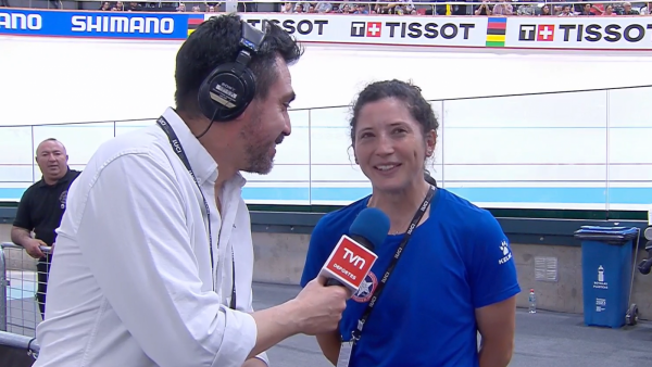 "Estuvo increíble": Madre de Javiera Garrido no oculta su orgullo tras debut de su hija en el Mundial de Ciclismo Pista
