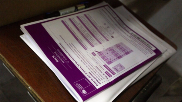 Confirman "contingencias" en Simce 2025 y suspensión de pruebas en la región Metropolitana
