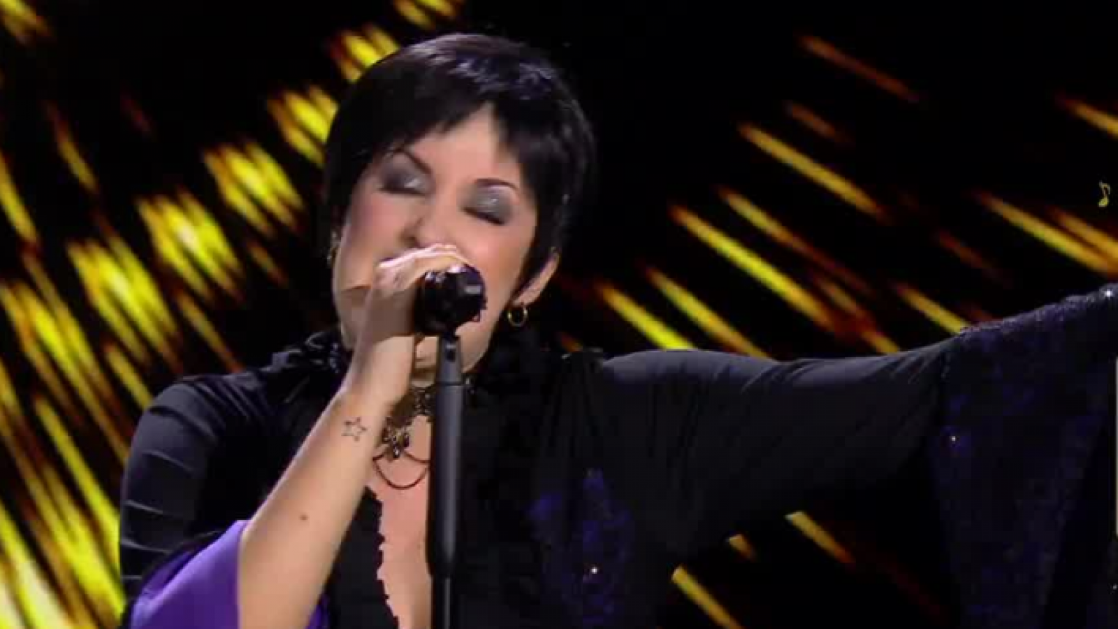 "What's up": el himno feminista de los 90 en la voz de Dolores O'Riordan
