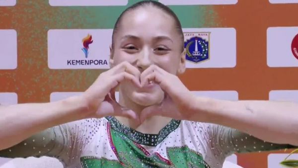 La campeona Kaylia Nemour suma un nuevo logro: el campeonato mundial de barras asimétricas
