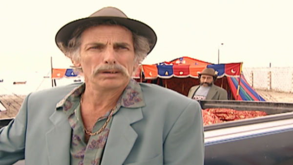 <p>Héctor Noguera como Melquíades en Romané</p>