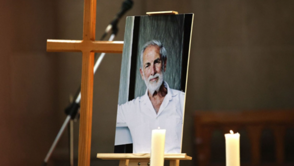 EN VIVO: Revisa ACÁ la misa de despedida al actor Héctor Noguera Illanes
