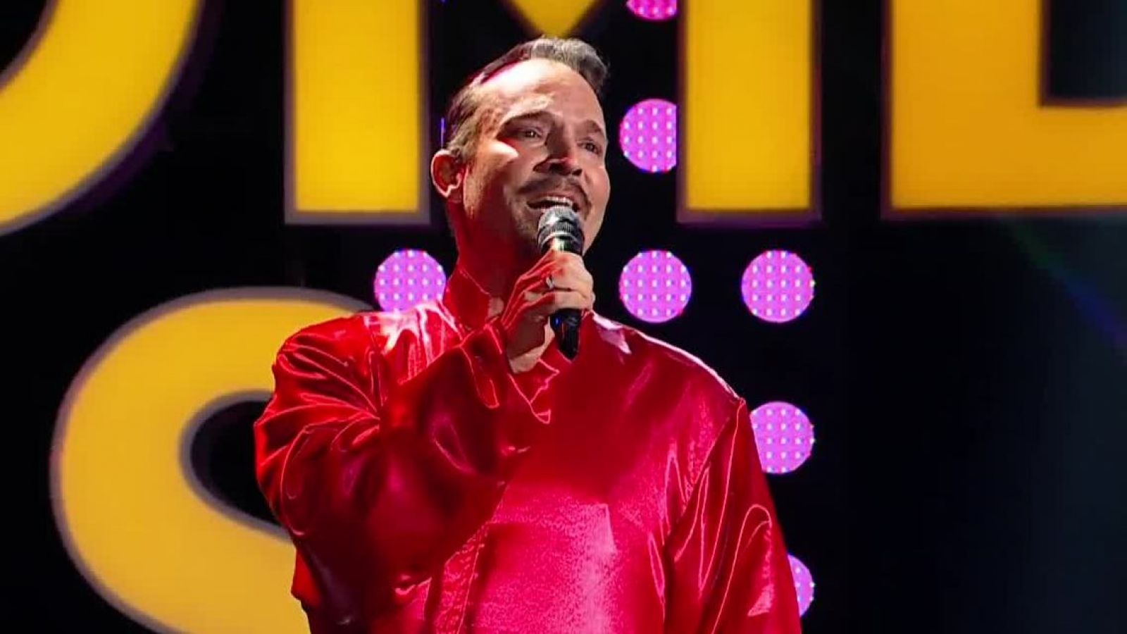 Medley de Miguel Bosé en Mi Nombre Es
