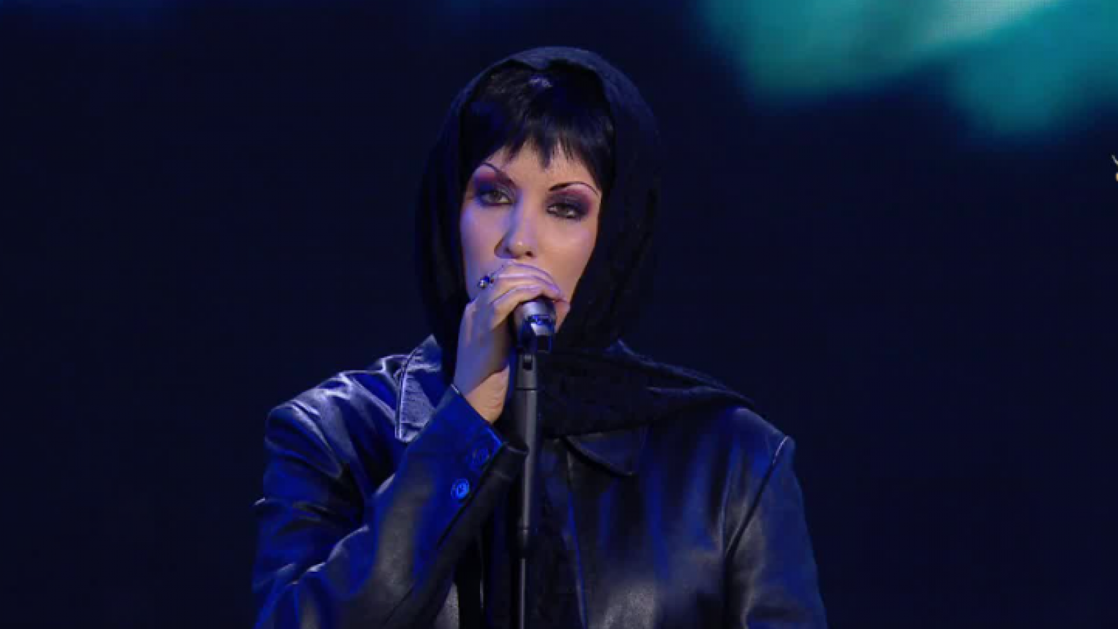 Un viaje en el tiempo: La emotiva presentación de Dolores O'Riordan
