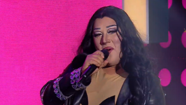 Un ícono del pop: Cher llenó de glamour y éxitos el escenario
