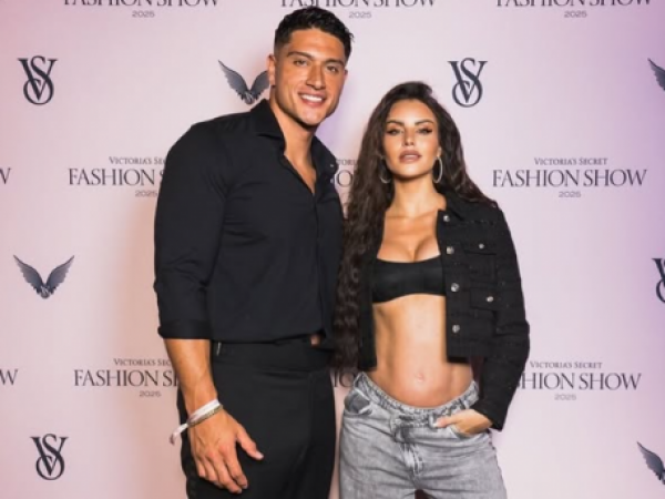 Emilia Dides y Sammis Reyes anuncian el sexo de su bebé con llamativo video