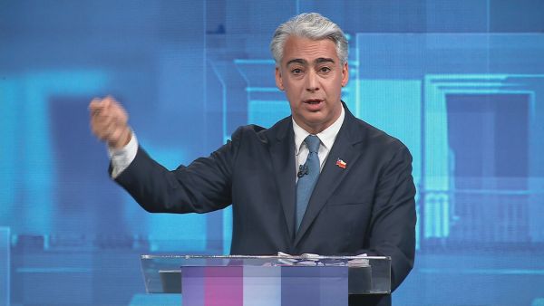 Marco Enríquez-Ominami sobre Nicolás Maduro: "Digámosle dictador"
