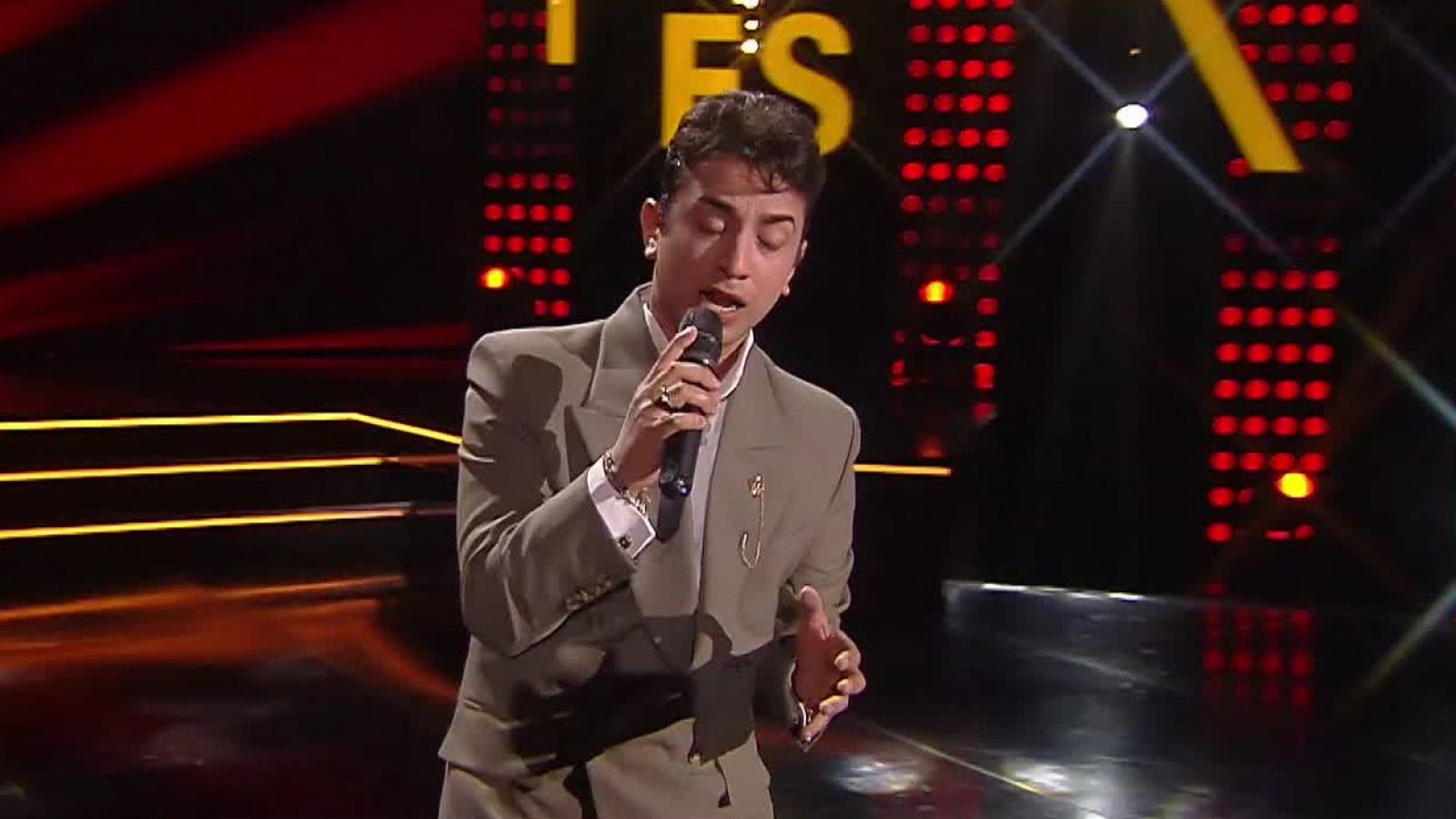 Álvaro Torres busca brillar en esta semana de repechaje
