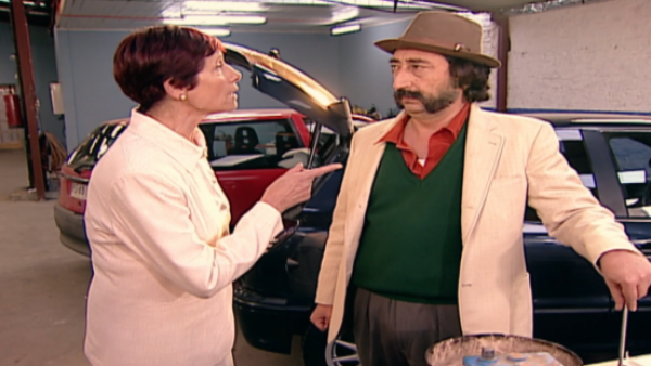<p>Romané en TVN </p>Romané - T1E127 | Tomen sus cosas y váyanse
