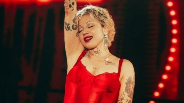 <p>Mon Laferte </p>Mon Laferte explica su comentada reacción luego de filtración de tributo de Dua Lipa
