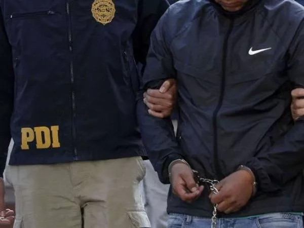 Detienen a hijo de concejal por muerte de bebé de tres meses en Hualaihué