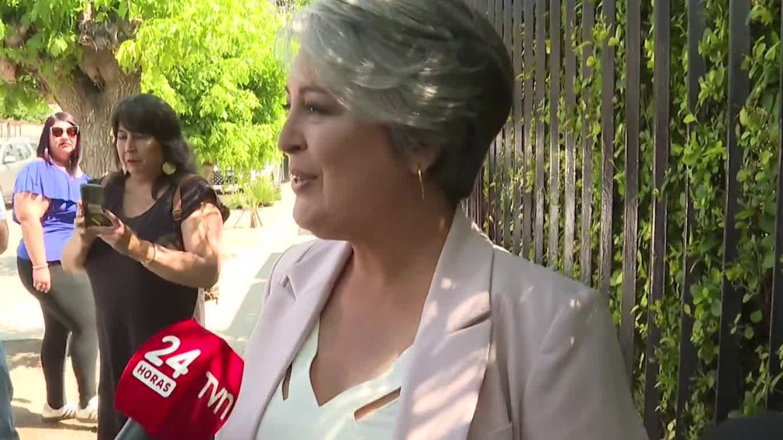 Jara sobre polémica mujer que afirmó ser su familiar: "Yo no condeno a la señora"
