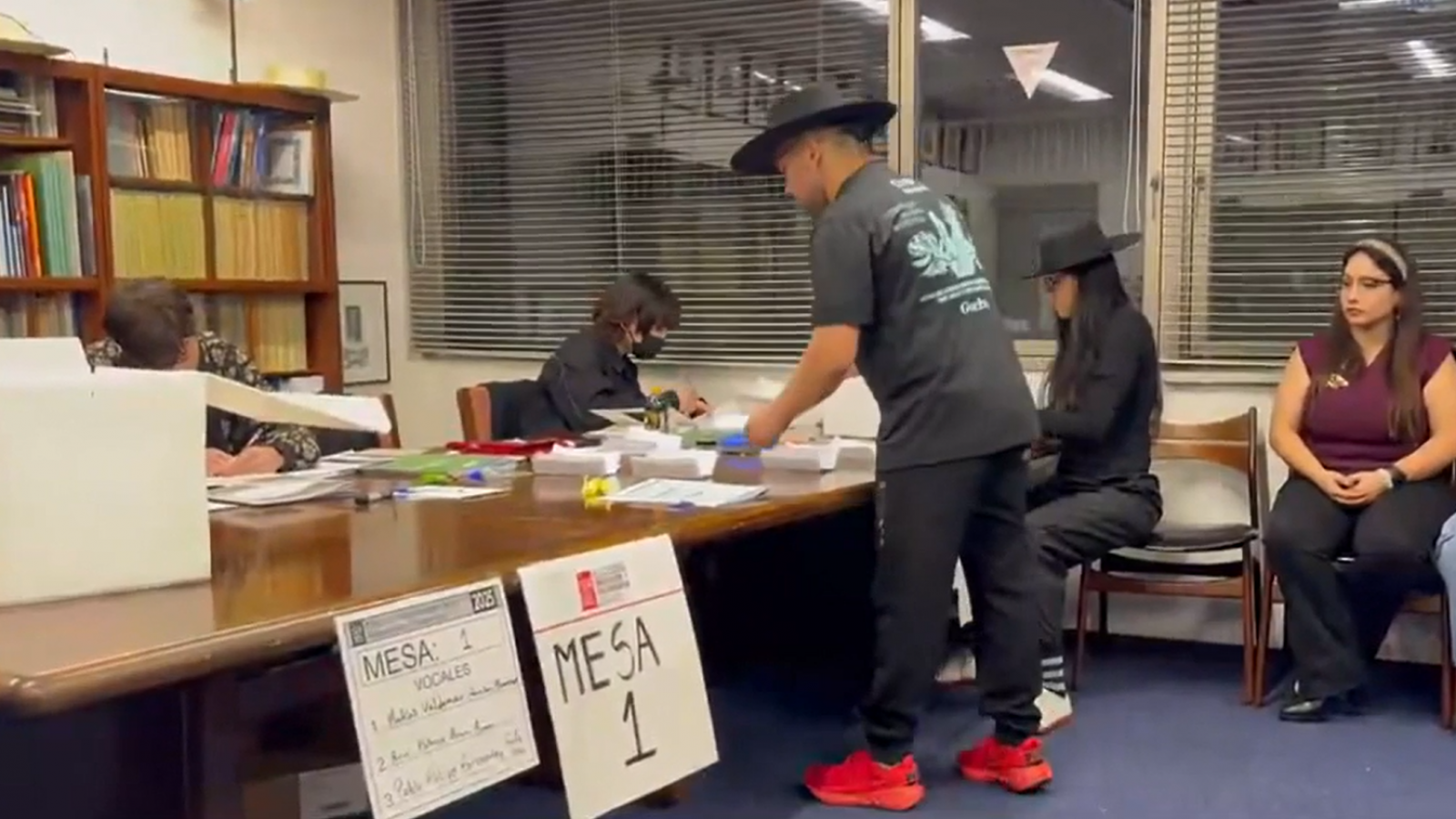 <p>Votación en el extranjero </p>

