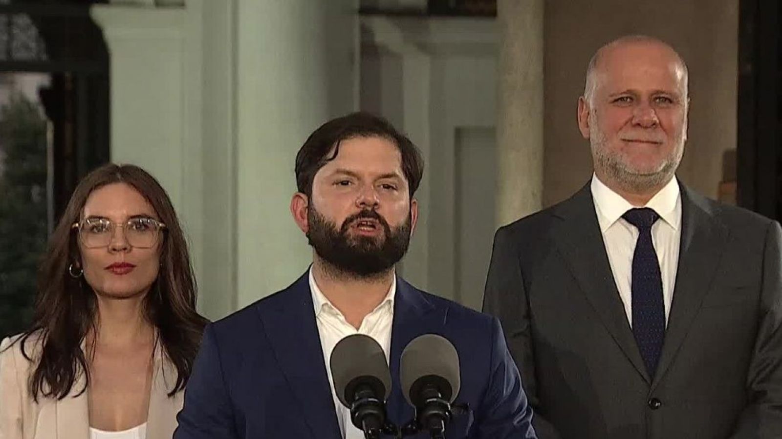 Presidente Boric se refiere a resultados de elección: "Le deseo éxito a ambos candidatos"
