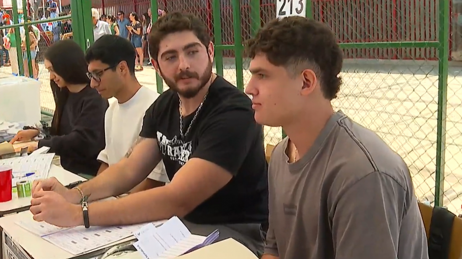 <p>Hermanos vocales de mesa en las elecciones presidenciales </p>
