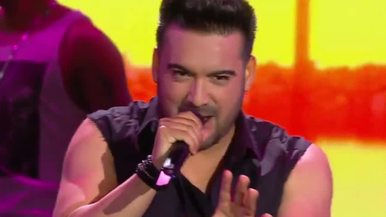 Luis Fonsi con "Despacito": El hit que rompió todos los récords
