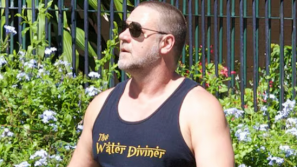 Russell Crowe impacta con su impactante cambio físico a los 61 años