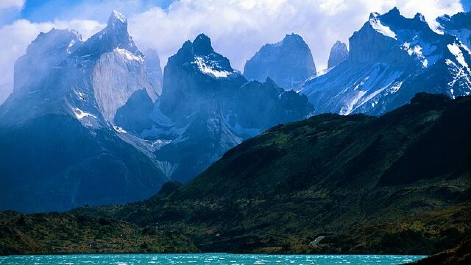 Tragedia en Torres del Paine: Fiscalía cita a Conaf y guardaparques por presunto incumplimiento de deberes