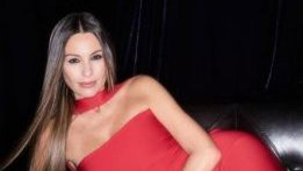 <p>Deslumbró en alfombra roja: Pampita sorprende con radical cambio de look</p>Deslumbró en alfombra roja: Pampita sorprende con radical cambio de look
