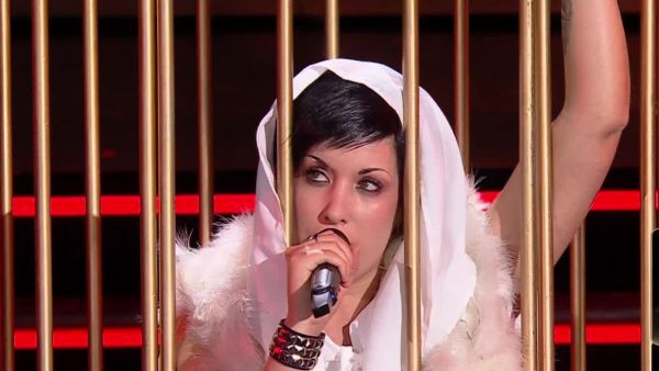 La inconfundible voz de Dolores O'Riordan deslumbró en Mi Nombre Es 2
