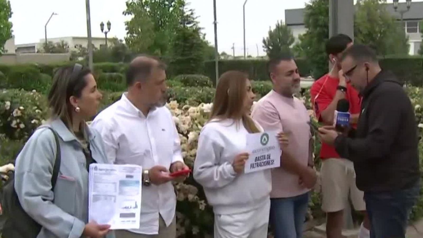 ¡Insólito! Vecinos denuncian que sus cuentas de agua subieron a 600 mil pesos
