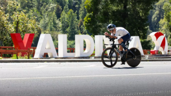 Este domingo: toda la emoción del Ironman 70.3 Valdivia en TVN
