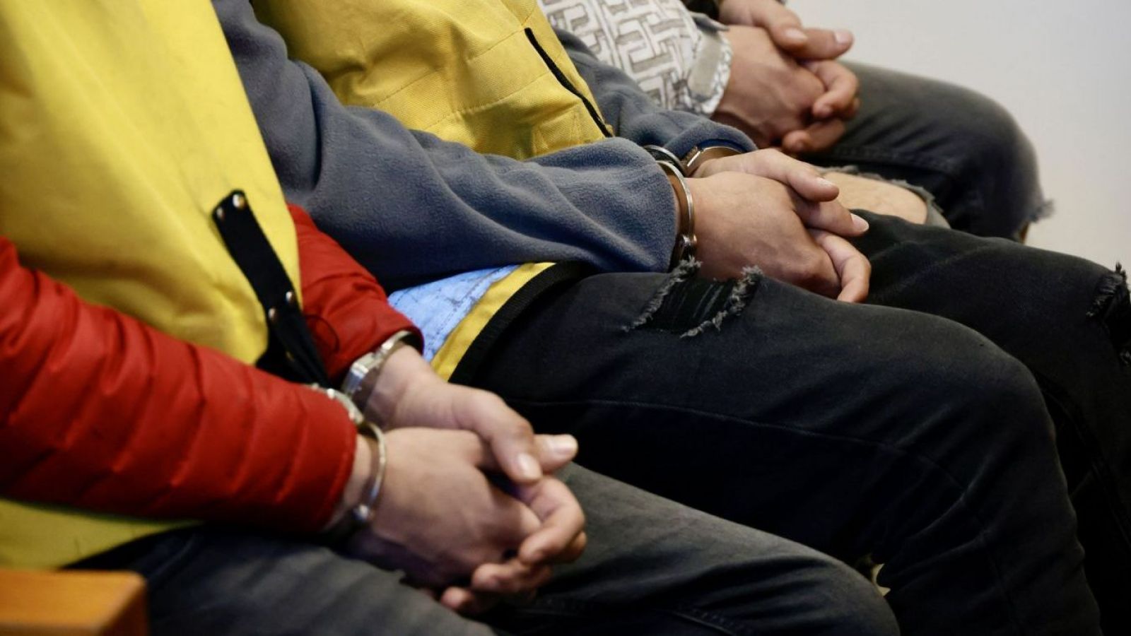 Ocho carabineros detenidos por robo de vehículos en Valparaíso