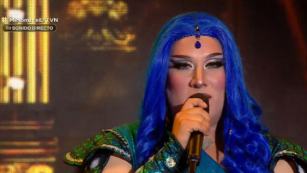 ¡Cher nos trae un himno de independencia y desapego!
