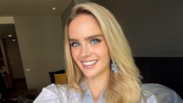 <p>Inna Moll cuenta los daños que sufrió su cabello tras Miss Universo</p>Inna Moll cuenta los daños que sufrió su cabello tras Miss Universo
