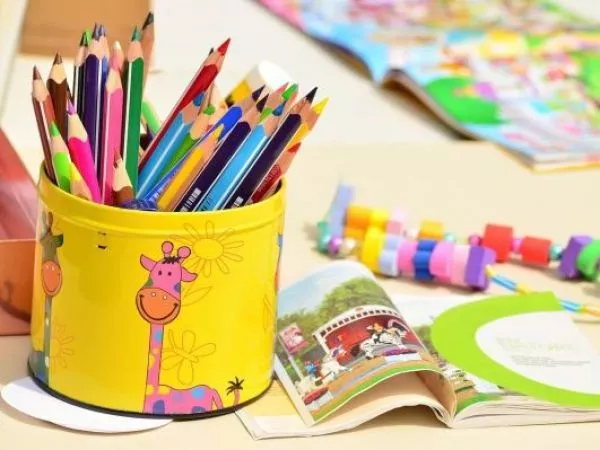 FACh separa a educadoras por burlarse de niños de un jardín infantil en un grupo de WhatsApp