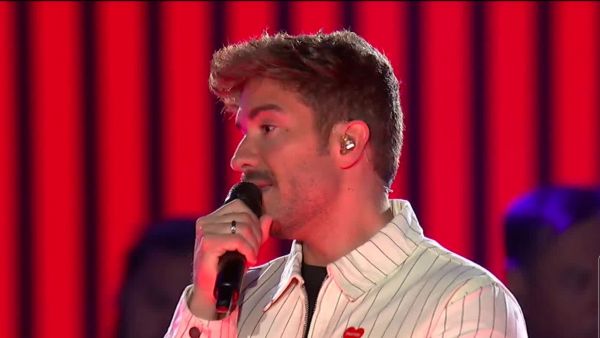 <p>Pablo Alborán Teletón</p>¡Puro romance en el Estadio Nacional! Pablo Alborán enamoró a la Teletón
