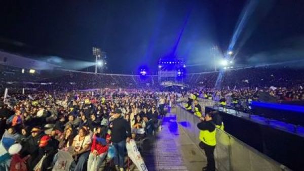 Aún falta la mitad de la meta: Todo listo en el Estadio Nacional para el cierre de la Teletón

