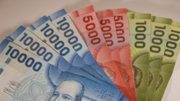 Medicina lidera con 4 millones al quinto año de egreso: estas son las carreras mejores pagadas en Chile