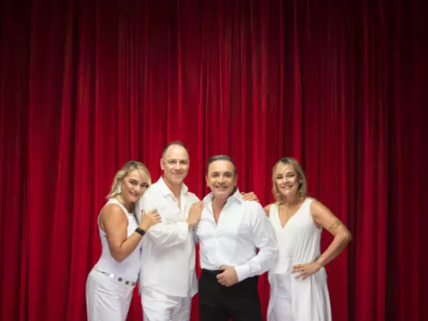 Luis Jara renueva su repertorio navideño con colaboraciones inéditas con Quique Neira y Ariztía