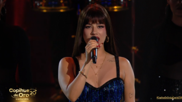 <p>Karla Melo hace bailar al público en los premios Copihue de Oro 2025</p>Karla Melo hace bailar al público en los premios Copihue de Oro 2025
